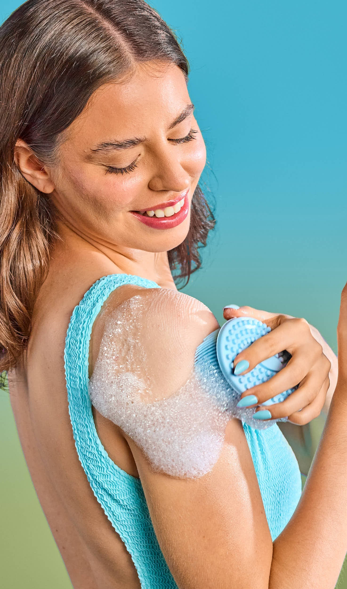 Blue Musk Foaming Gel Wash - Image 2