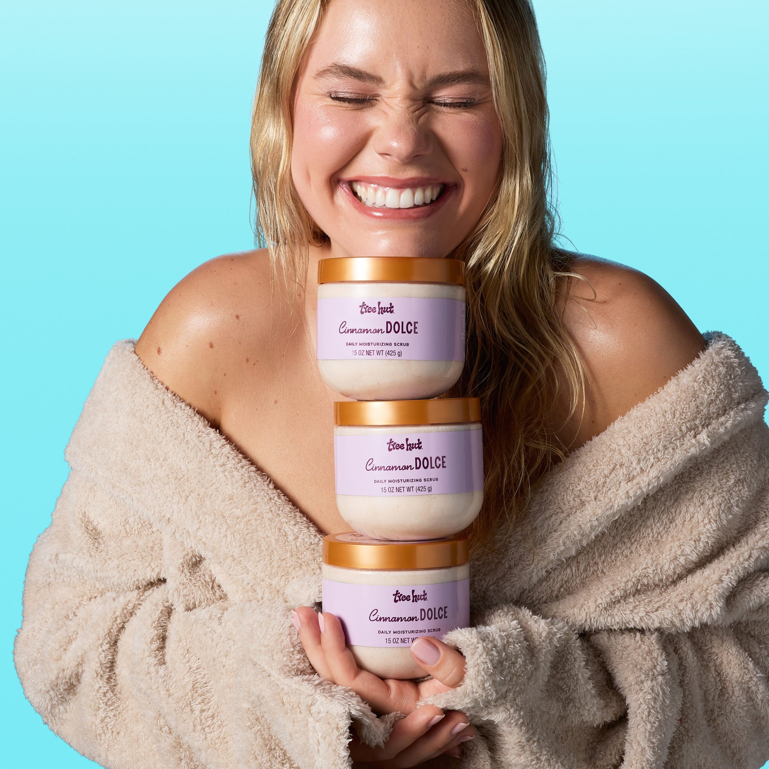 Cinnamon Dolce Daily Moisturizing Scrub - Image 2